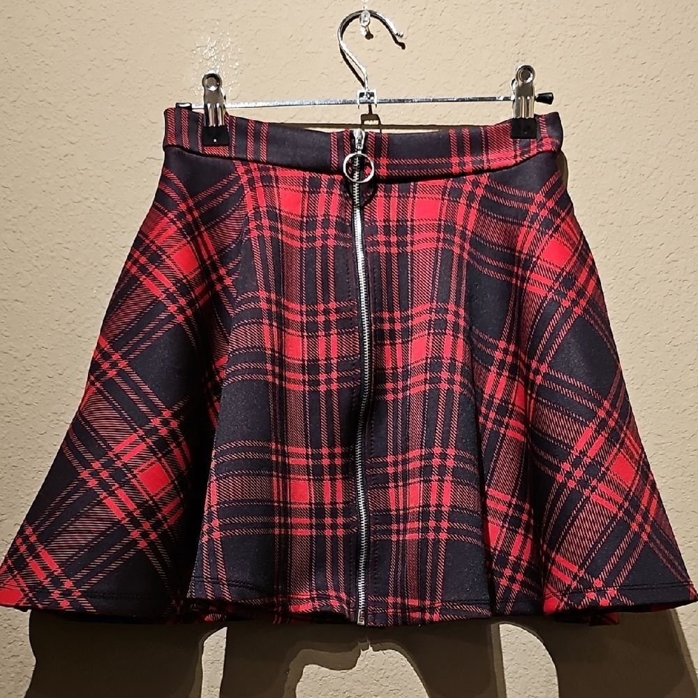 Hot Topic Red and Black Plaid Skater Skirt Size XS